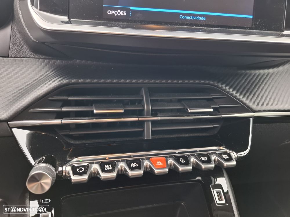Peugeot 2008 1.2 PureTech Active Pack - 30