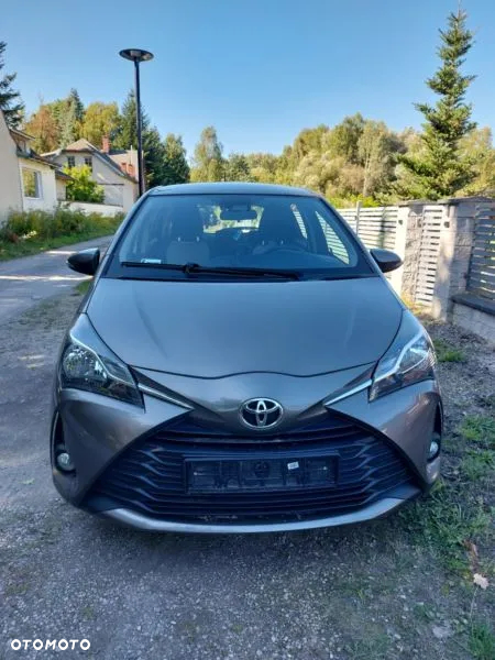 Toyota Yaris - 2