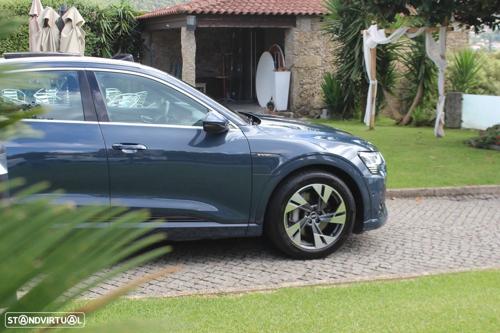 Audi e-tron 55 quattro S line - 6