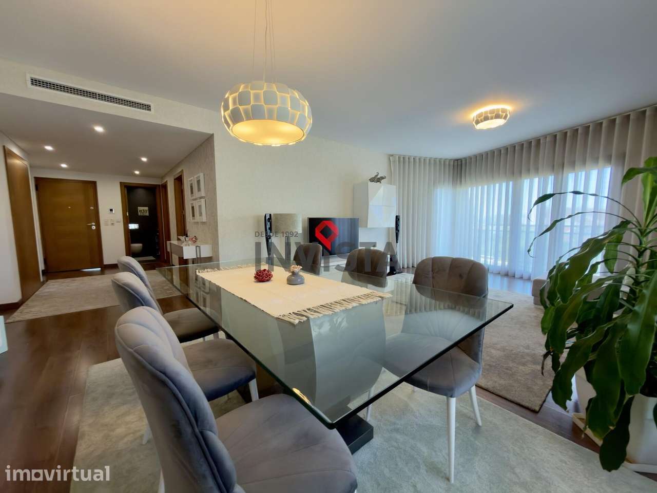 Apartamento T3 no condomínio Plaza | Urbanização Malvarosa - Grande imagem: 3/24