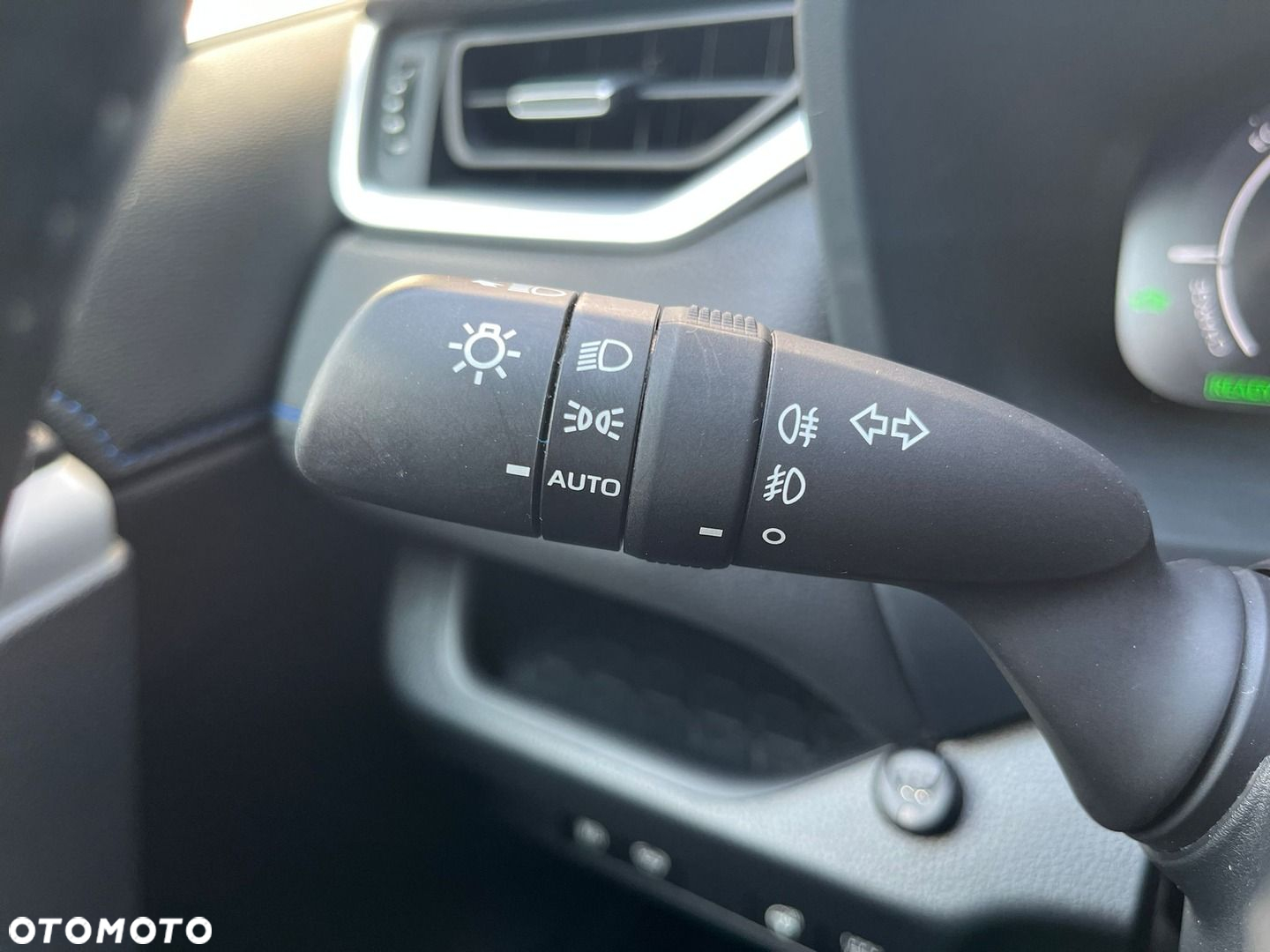 Toyota RAV4 - 29