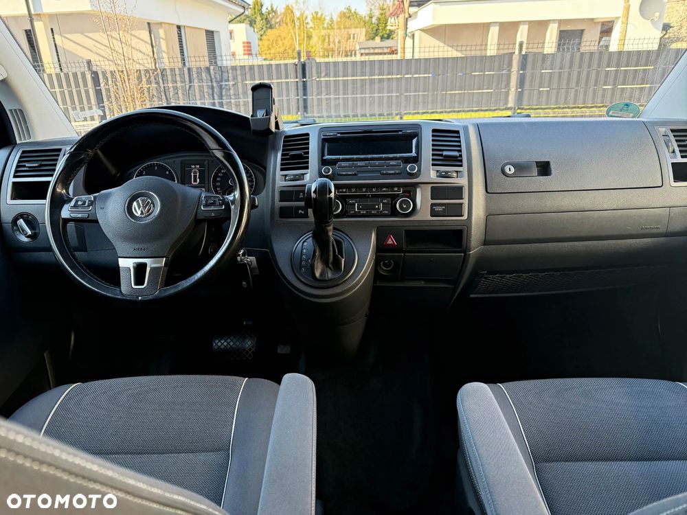 Volkswagen Multivan - 29