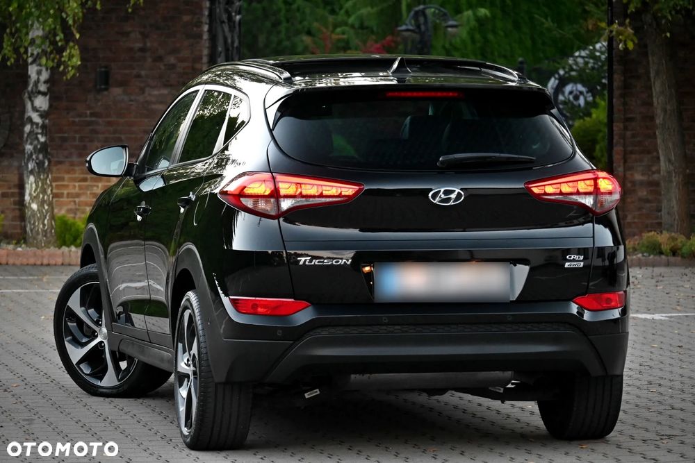 Hyundai Tucson 2.0 CRDI 4WD Automatik Premium - 18