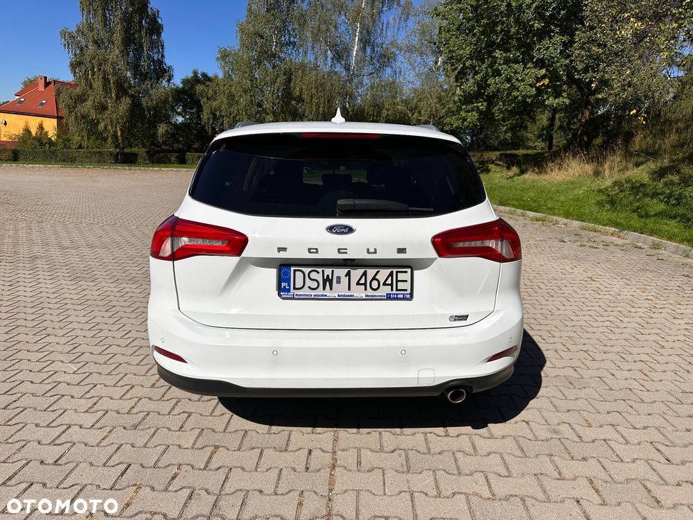 Ford Focus 1.0 EcoBoost Titanium Business - 4