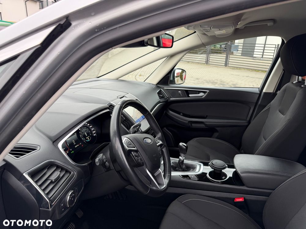 Ford S-Max 2.0 TDCi Titanium - 18
