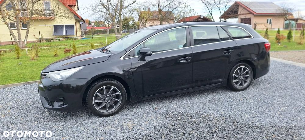 Toyota Avensis 1.8 Active - 3