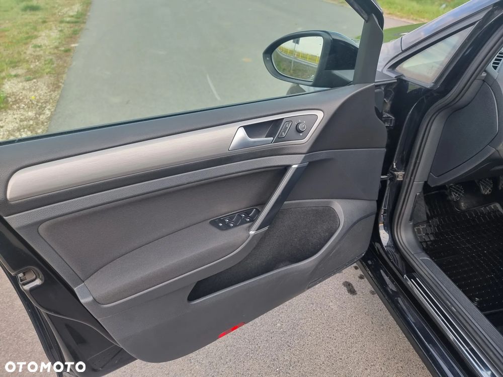 Volkswagen Golf 1.6 TDI Trendline - 4