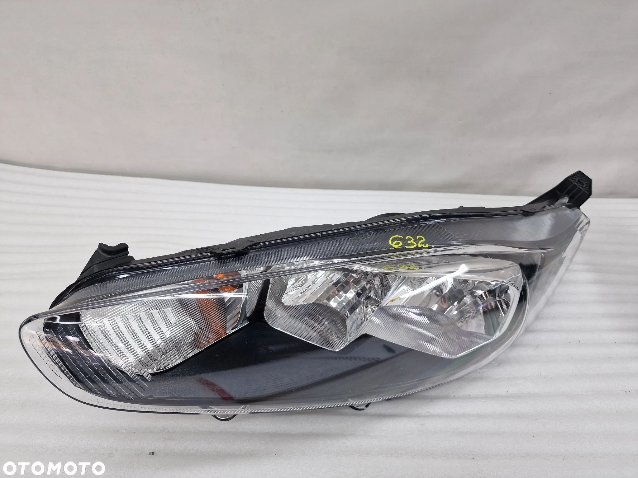 FORD FIESTA MK7 LIFT 12- LEWA LAMPA PRZEDNIA PRZÓD , NR C1BB-13W030-AH , NR AUKCJI LL632 - 1