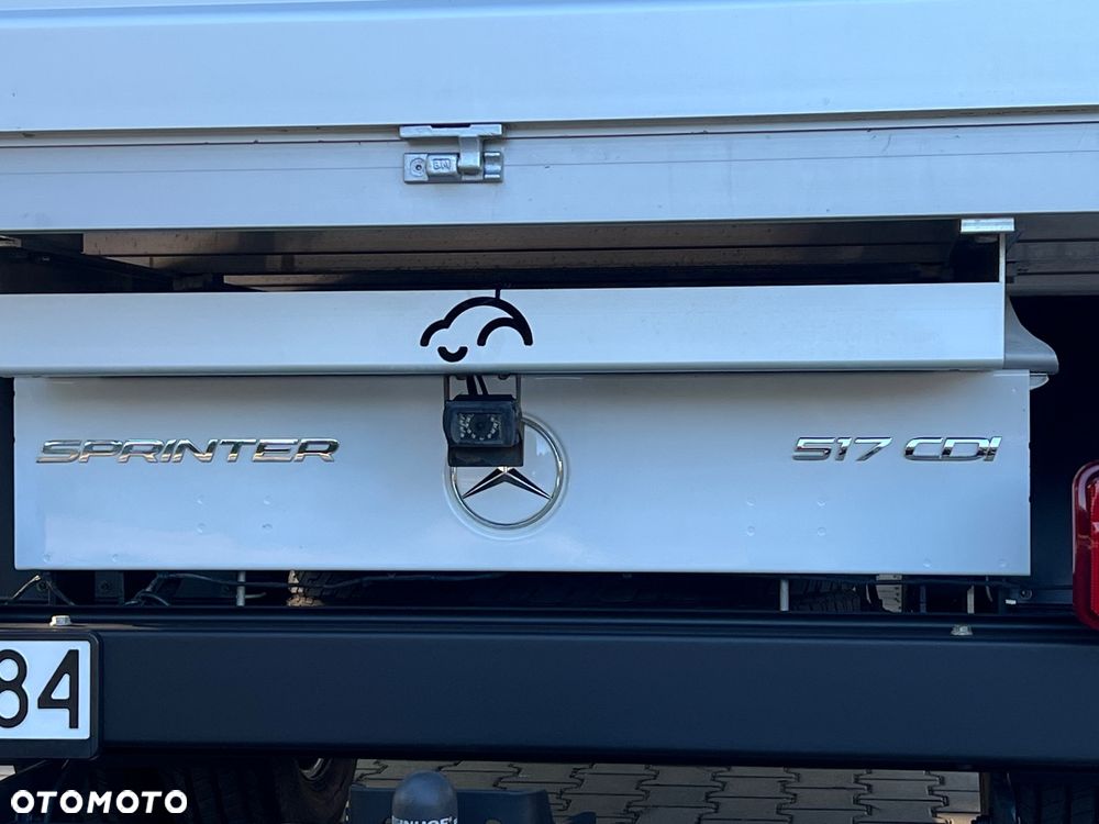 Mercedes-Benz Sprinter - 11