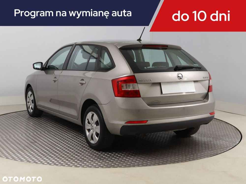 Skoda RAPID - 6