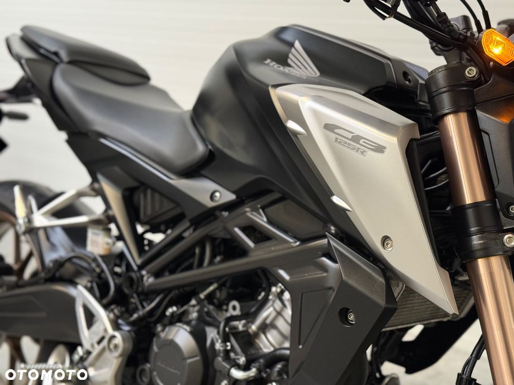 Honda CB - 16