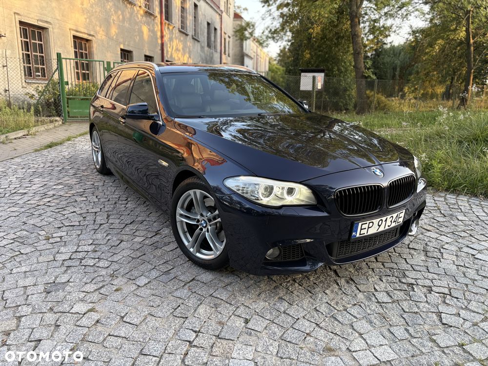 BMW Seria 5 520d Touring - 10