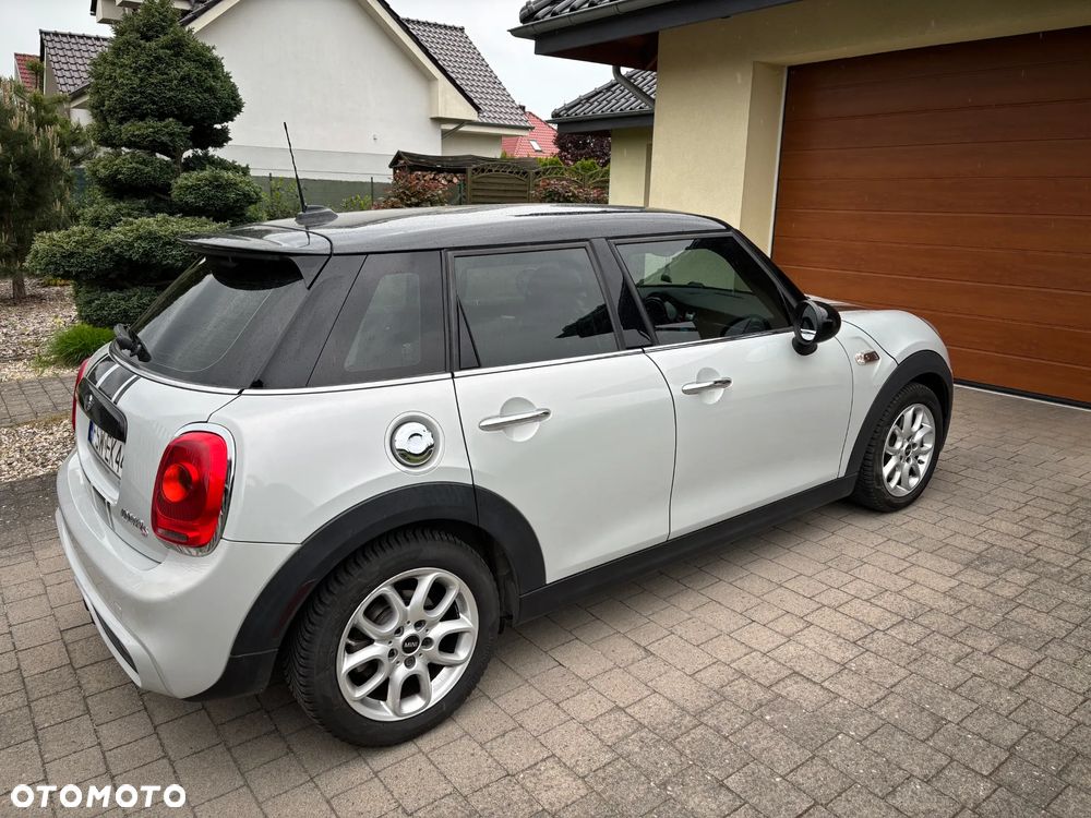 MINI Cooper S Sport-Aut - 4
