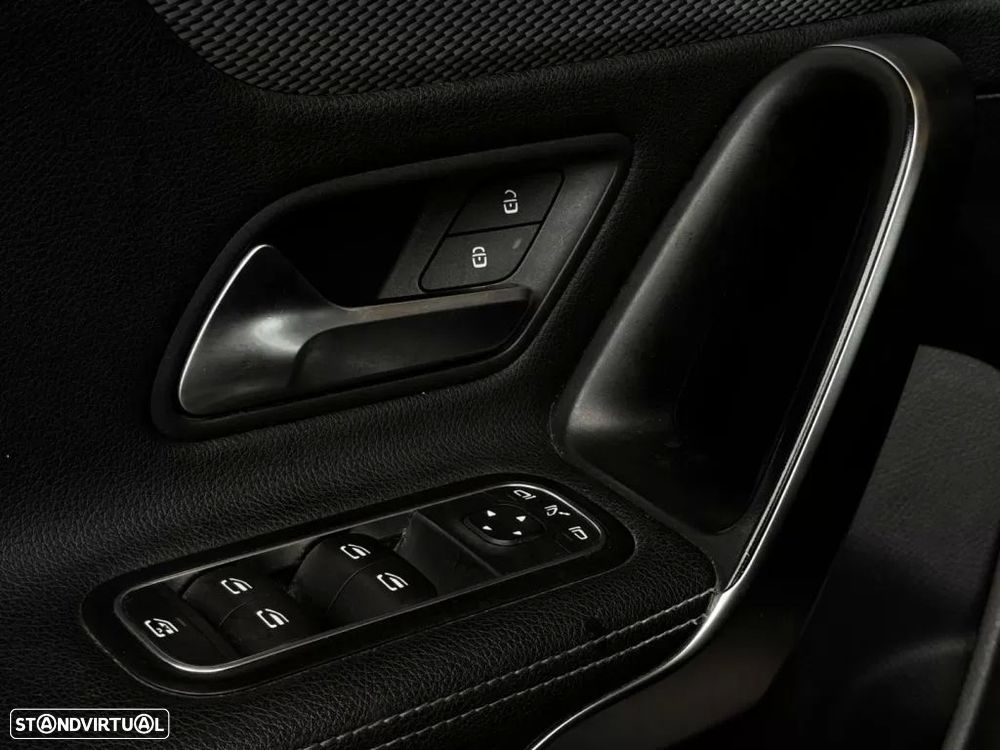 Mercedes-Benz CLA 180 - 22