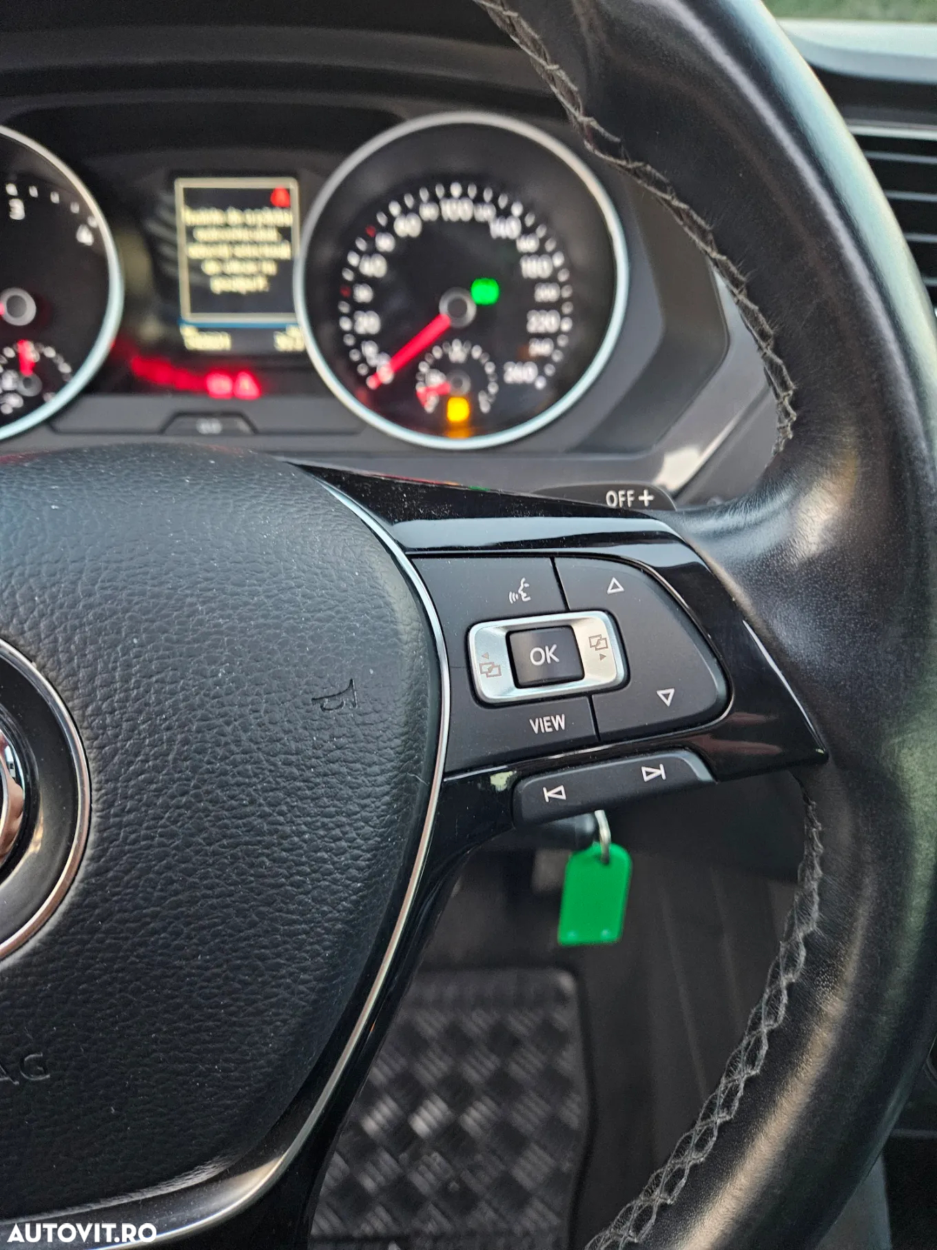 Volkswagen Tiguan 2.0 TDI SCR DSG ACTIVE - 9