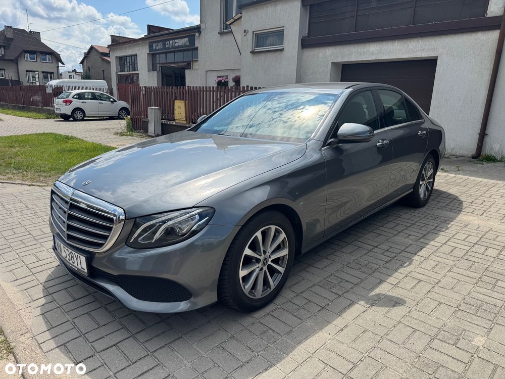 Mercedes-Benz Klasa E 220 d 4-Matic 9G-TRONIC