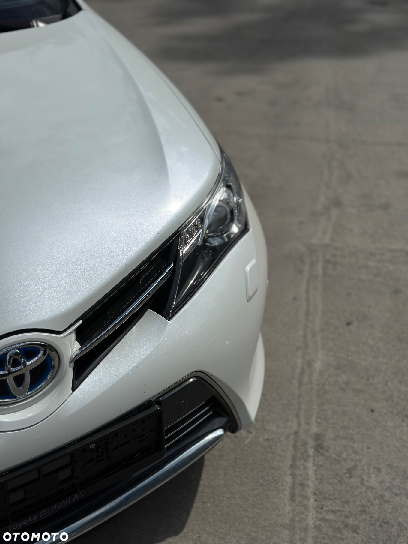 Toyota Auris 1.8 HSD Luna - 30