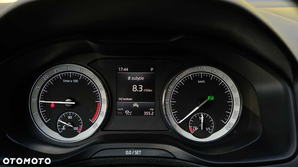 Skoda Karoq 2.0 TDI SCR 4x4 Style DSG - 18