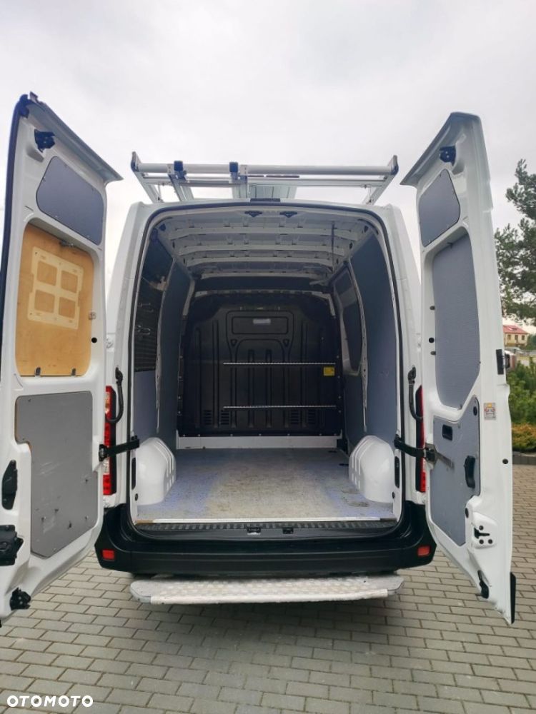 Renault Master - 24