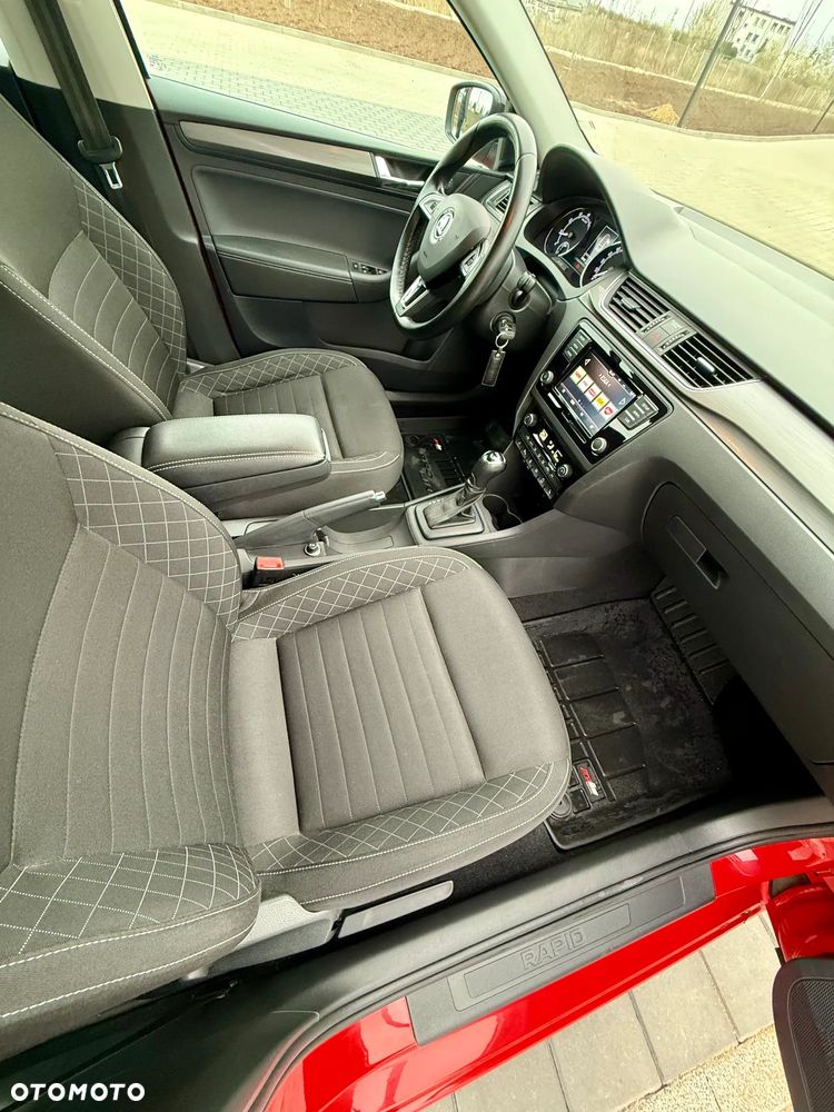 Skoda RAPID 1.4 TSI Style DSG - 11