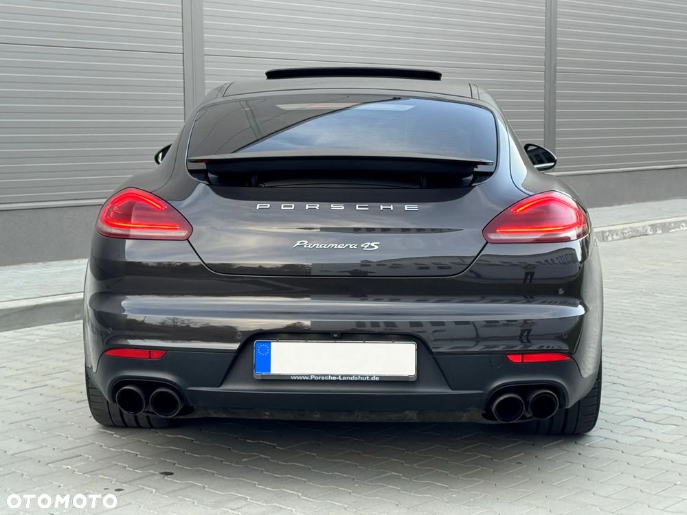 Porsche Panamera 4S PDK - 8