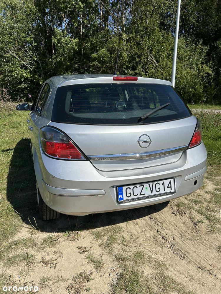 Opel Astra - 4