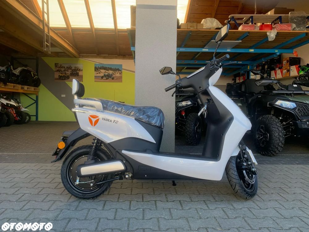 Yadea C-line - 10