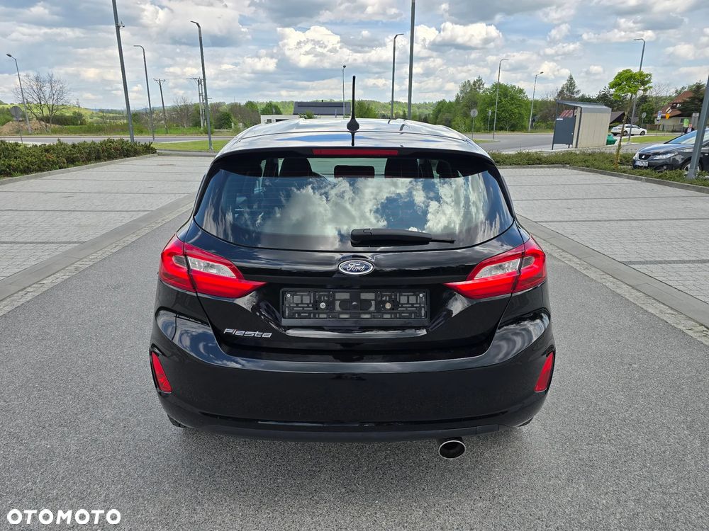 Ford Fiesta 1.1 S&S TITANIUM - 35
