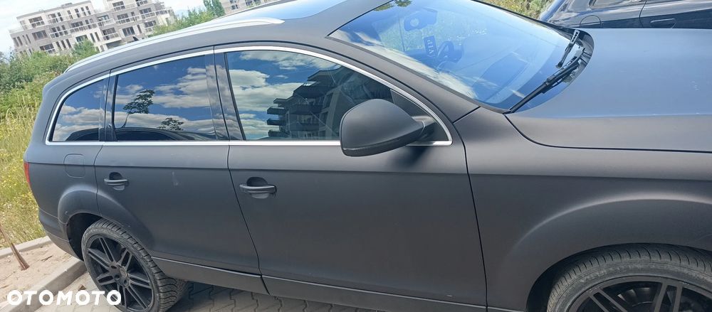 Audi Q7 - 8