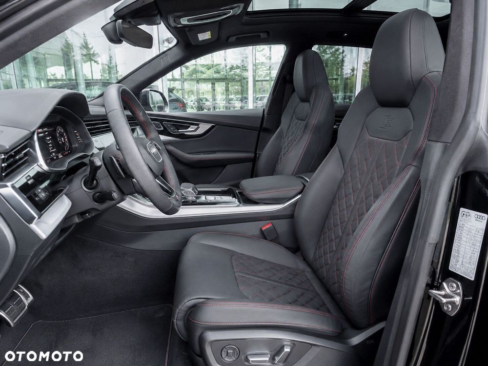Audi Q8 - 6