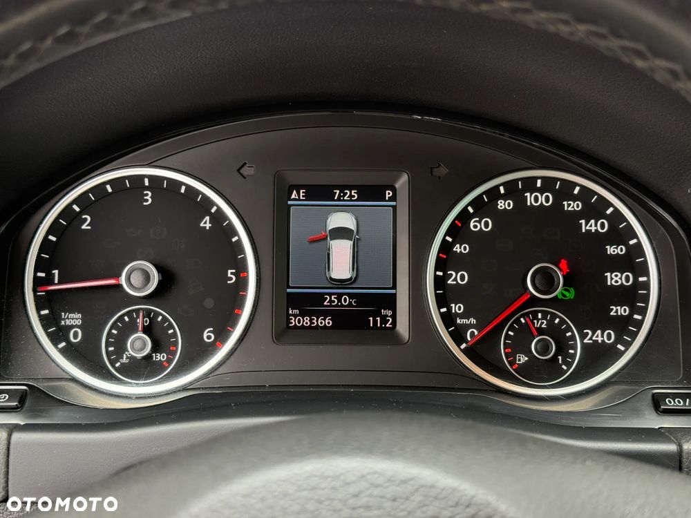 Volkswagen Tiguan - 18