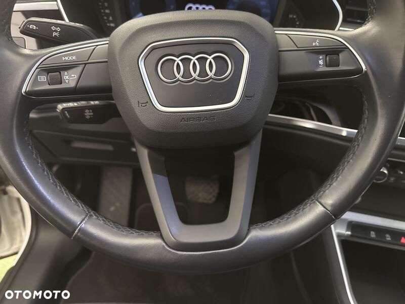 Audi Q3 35 TFSI S tronic - 13