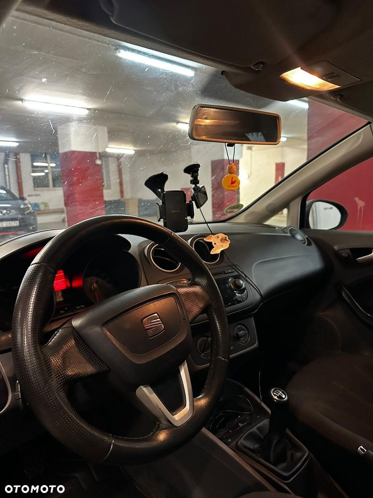 Seat Ibiza 1.4 16V Reference - 5
