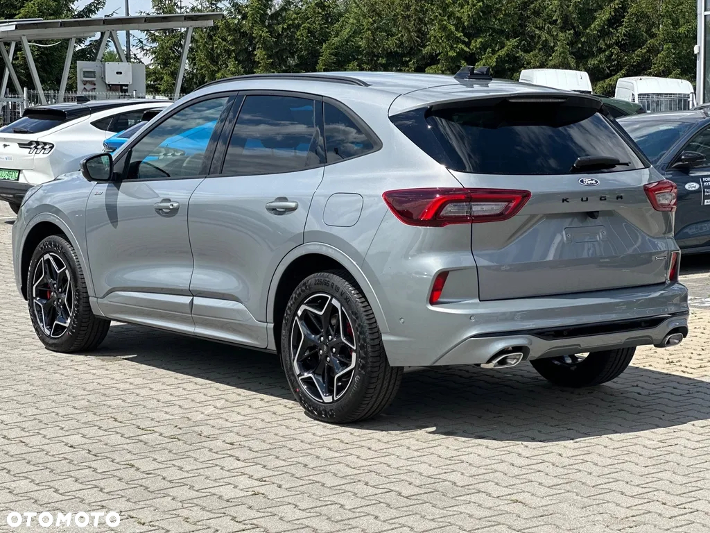 Ford Kuga 2.5 FHEV AWD ST-Line X eCVT - 8