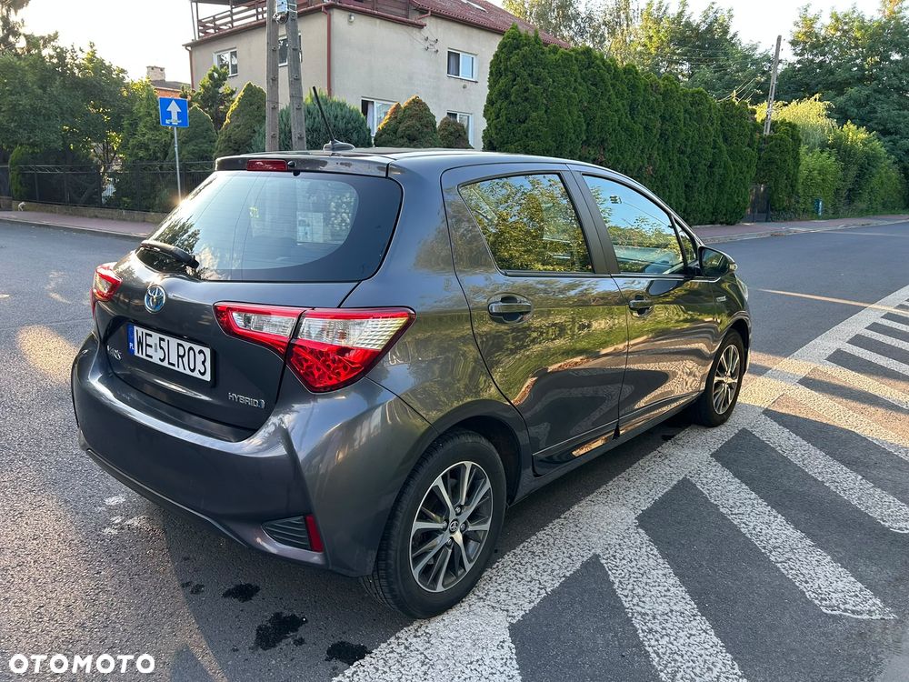 Toyota Yaris - 5