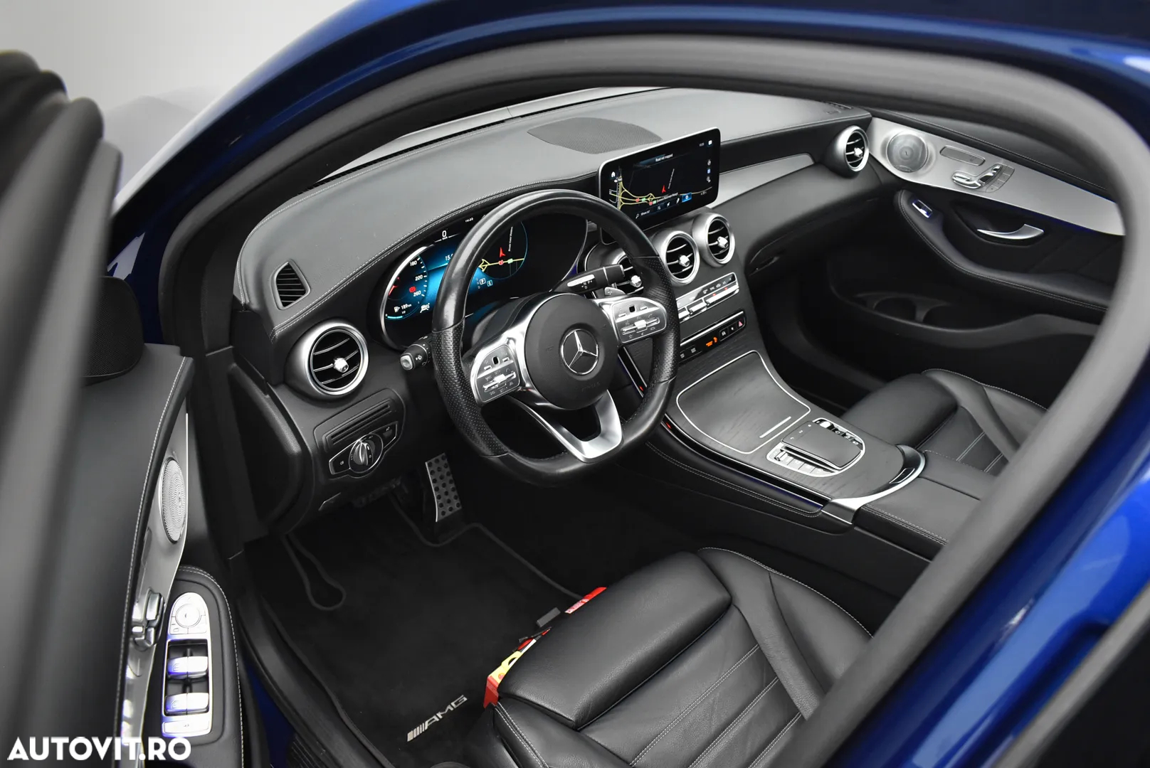 Mercedes-Benz GLC 300 4MATIC MHEV - 7