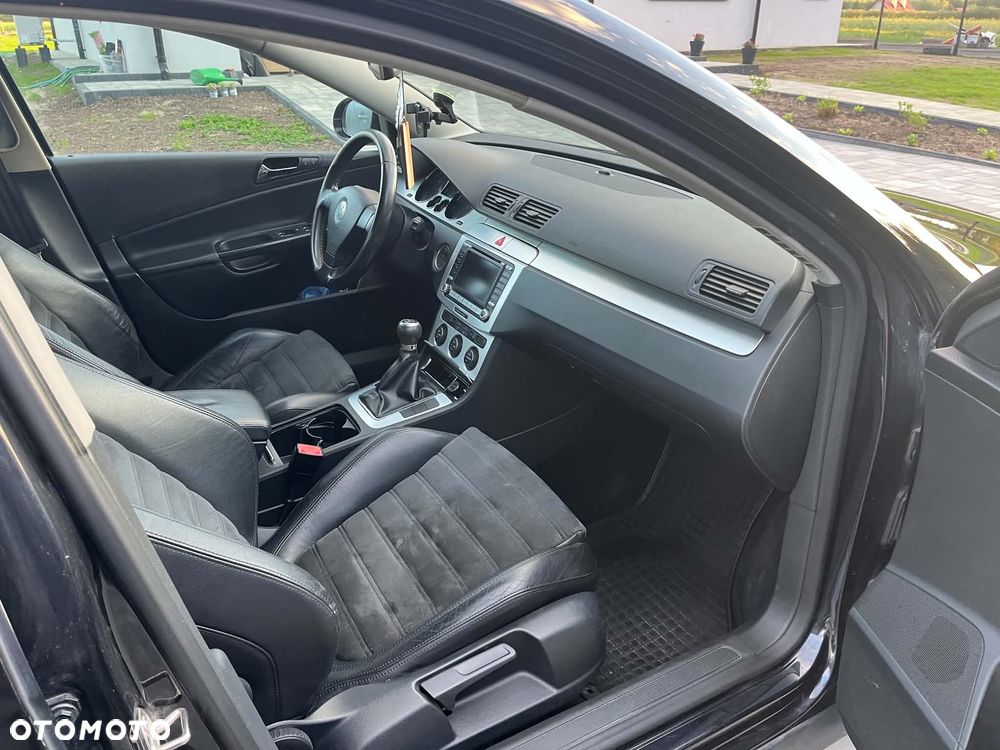 Volkswagen Passat 2.0 Turbo FSI Sportline - 4