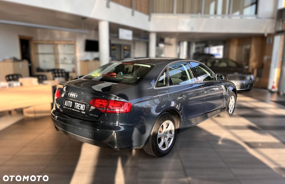Audi A4 Limousine 2.0 TDI DPF Ambition - 4