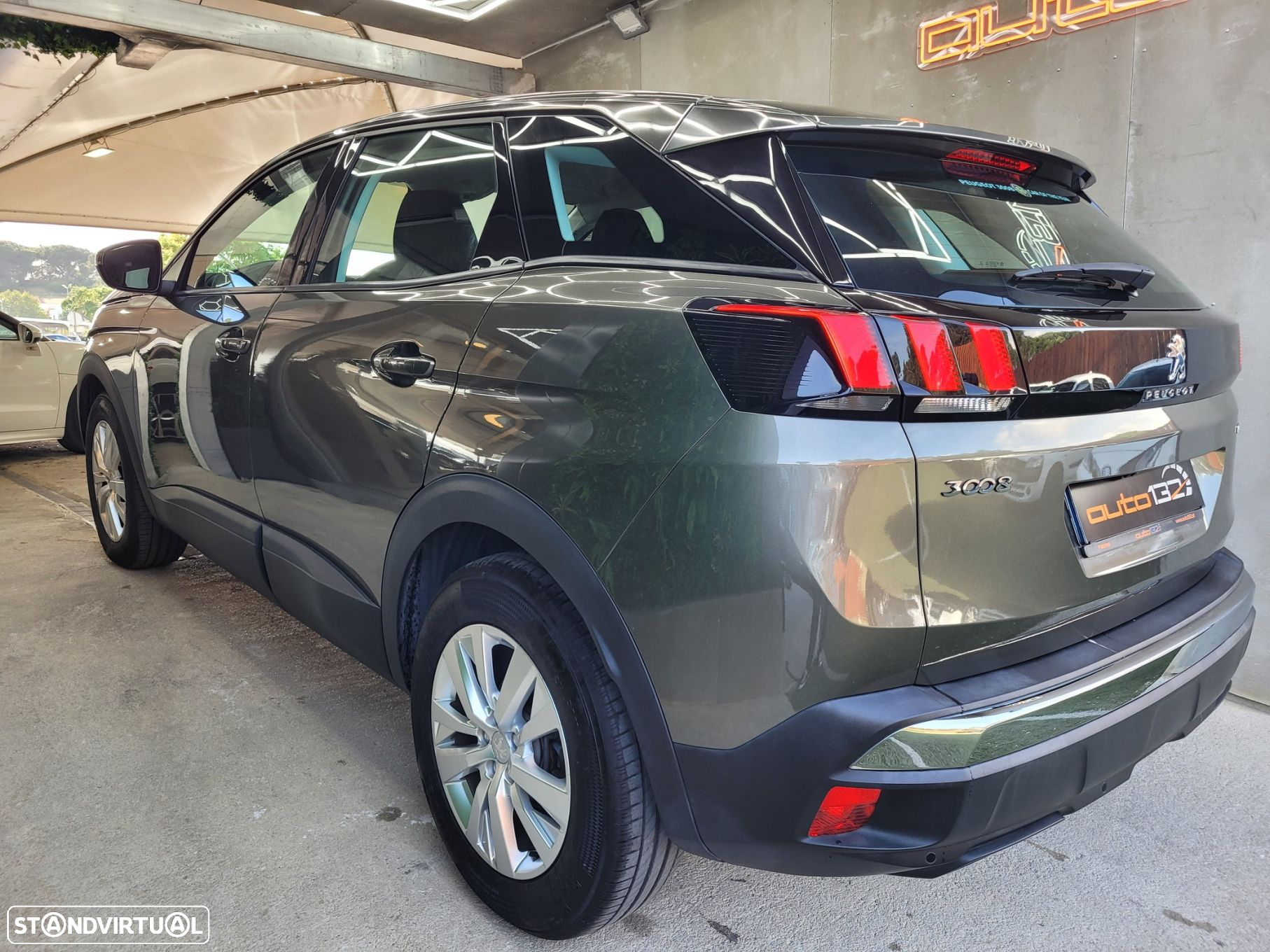 Peugeot 3008 1.2 PureTech Allure EAT8 - 49