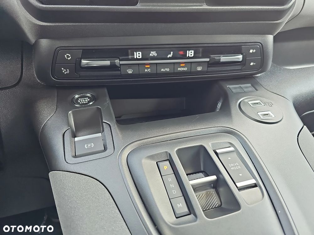 Peugeot Partner RIFTER 1.5 diesel 130KM automat - 26