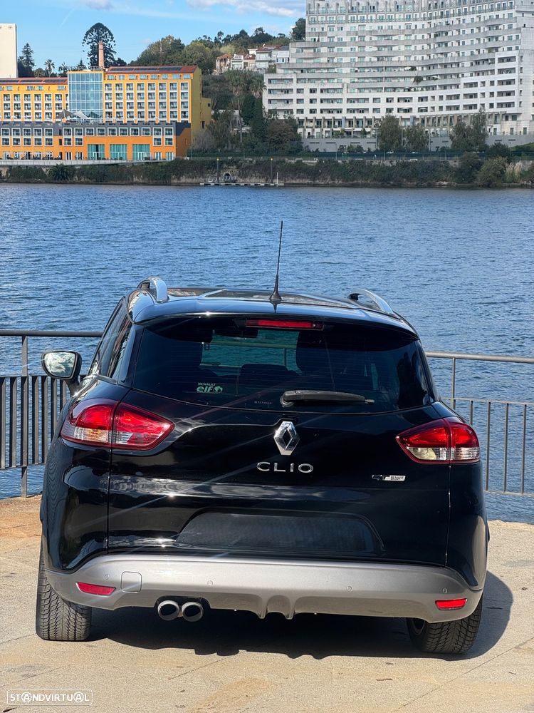 Renault Clio - 7
