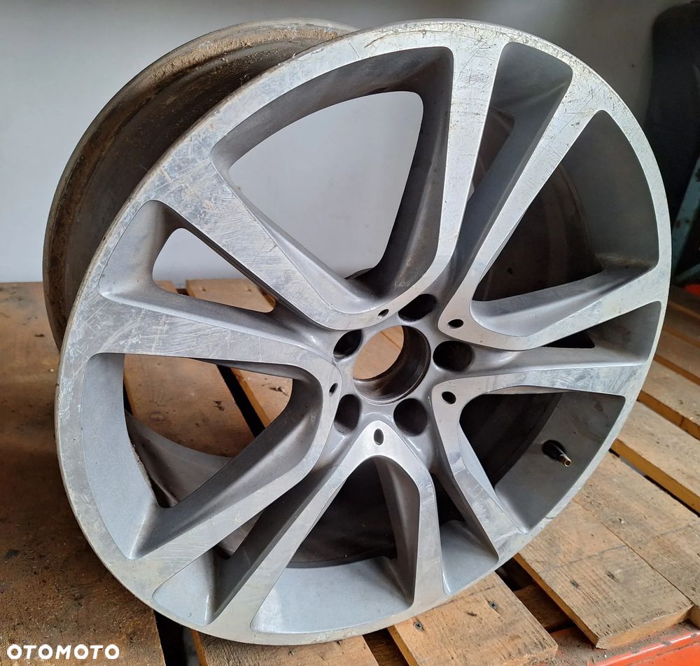 FELGA ALUMINIOWA MERCEDES E-KLASA 9.5X19 ET48  A2124014902 - 2