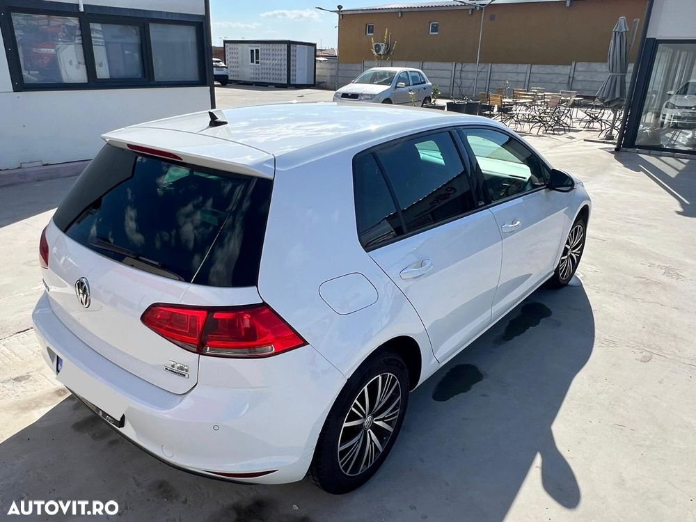 Volkswagen Golf 1.2 TSI BlueMotion Technology DSG Allstar - 4