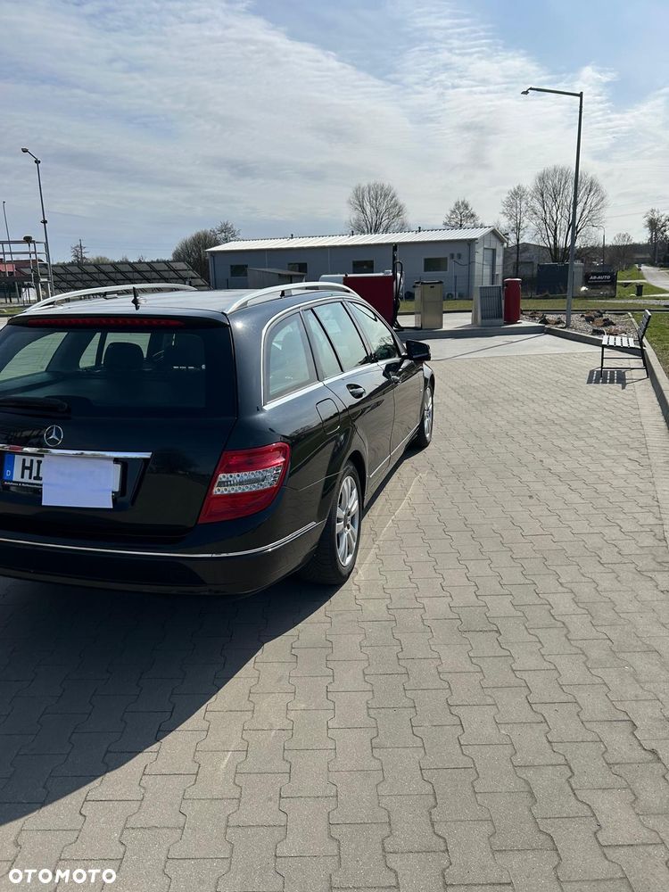 Mercedes-Benz Klasa C 220 CDI DPF Automatik BlueEFFICIENCY Avantgarde - 3