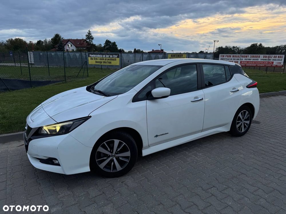 Nissan Leaf - 5