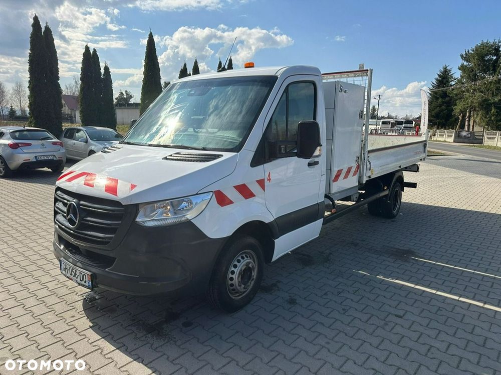 Mercedes-Benz Sprinter - 4