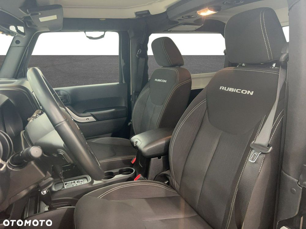 Jeep Wrangler - 14