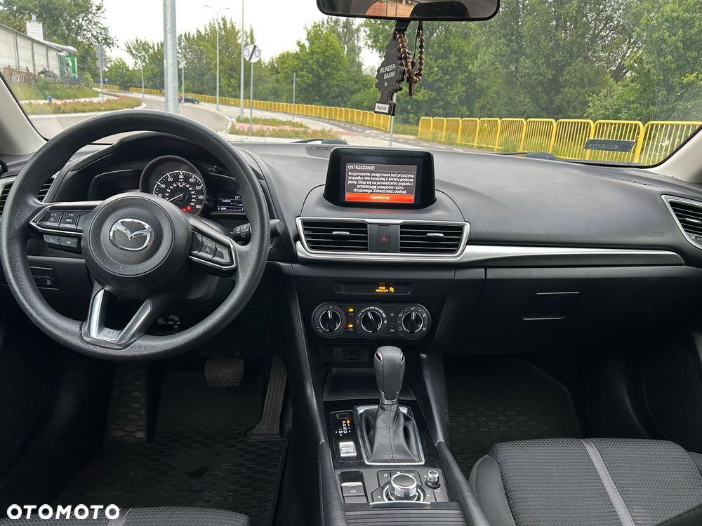 Mazda 3 - 8