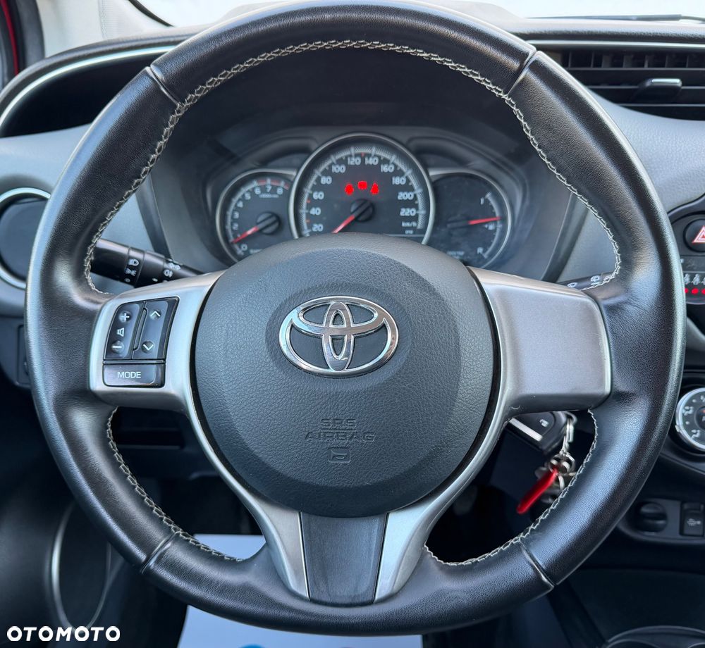 Toyota Yaris 1.33 Life EU6 - 19