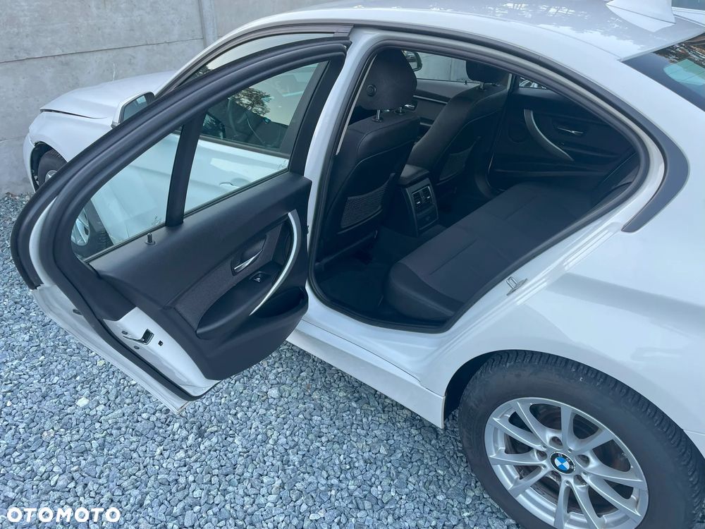 BMW Seria 3 - 19